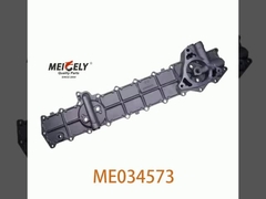 Fabrique en gros ME034573 Couvercle de refroidisseur à huile pour moteur diesel 6D15 6D16