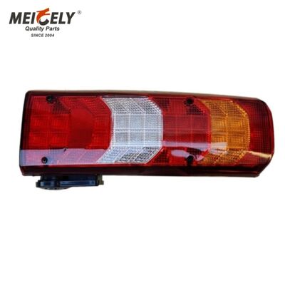OEM 0035441703 Lumière arrière gauche Benz Truck Light Lumière arrière pour Mercedes Arocs