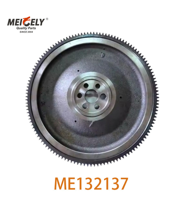 ME132137 Volant 6D16 6D17 Pour les camions MITSUBISHI FUSO