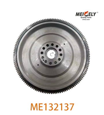 ME132137 Volant 6D16 6D17 Pour les camions MITSUBISHI FUSO