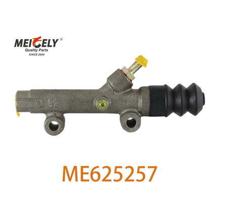 Cylindre maître d'embrayage ME625257 pour Fuso 6D14 6D16