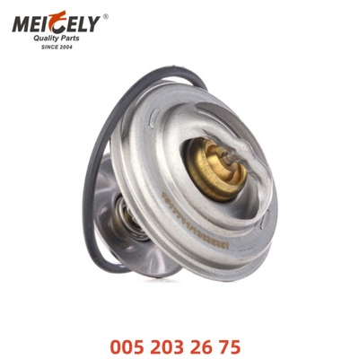 Thermostat de liquide de refroidissement du moteur OEM 0052032675 1032000819 Pour Mercedes-Benz