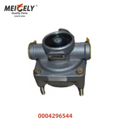 Valve de relais d'accélération hydraulique d'origine 0004296544 0004299544 pour camion
