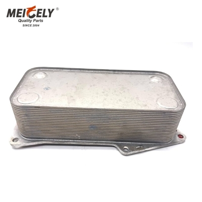 Pièces de rechange pour excavatrice de haute qualité Refroidisseur d'huile moteur 04900206 04912105 pour excavatrice Volvo D8K