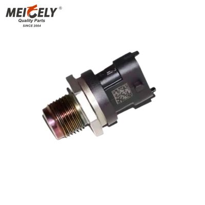 Capteur de pression de carburant 0281002921 d'origine adapté aux véhicules RVI