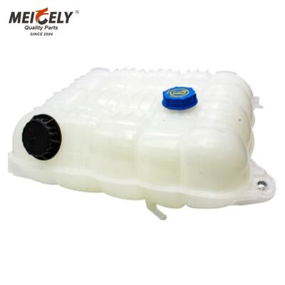 Réservoir d'expansion de haute qualité 74 22 821 832 Réservoir d'expansion de liquide de refroidissement 7422 821 832 Pour camion Renault