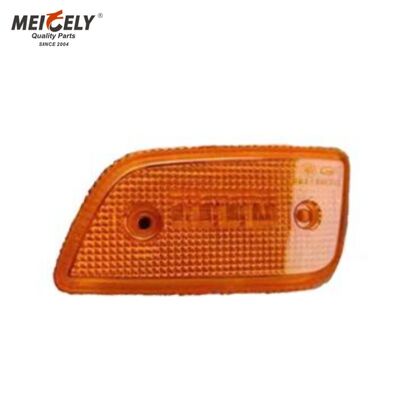 Lampe de direction pour camions OE 9608200056 Lampe de virage Adaptée aux pièces détachées pour camions Mercedes-Benz Actros