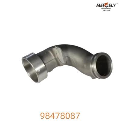 Des tuyaux d'eau OEM pour Iveco. Parties de refroidissement de haute qualité.